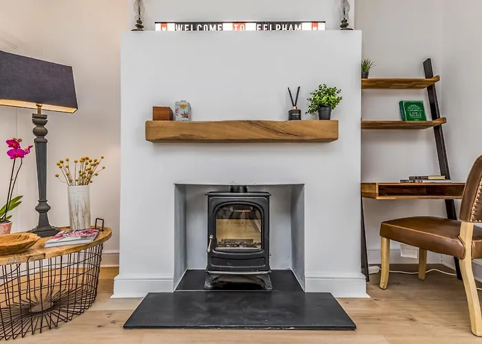 Pass The Keys Delightful 2 Bed House A Stones Throw From Beach